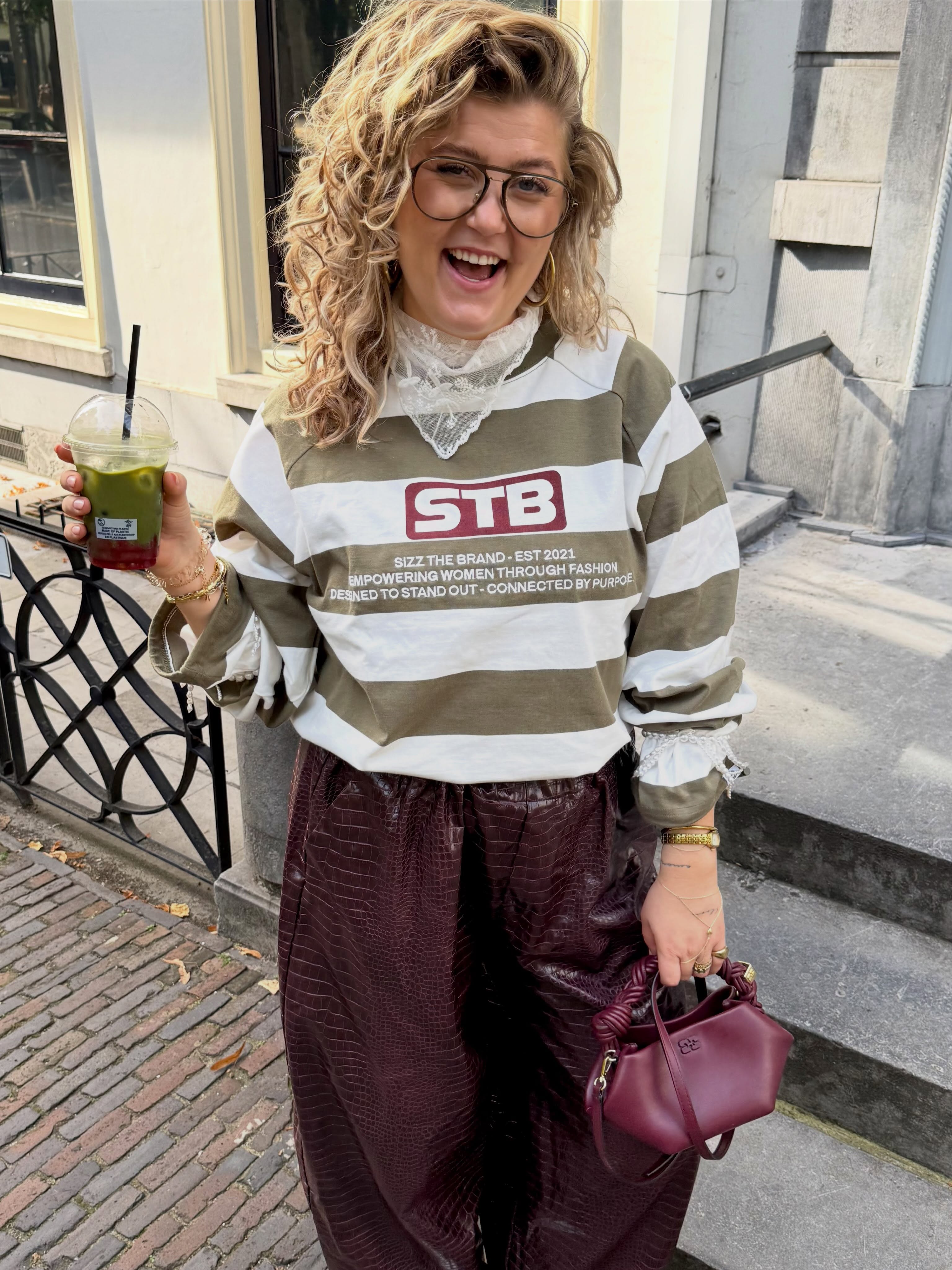 Robbin Trubendorffer post on Instagram
